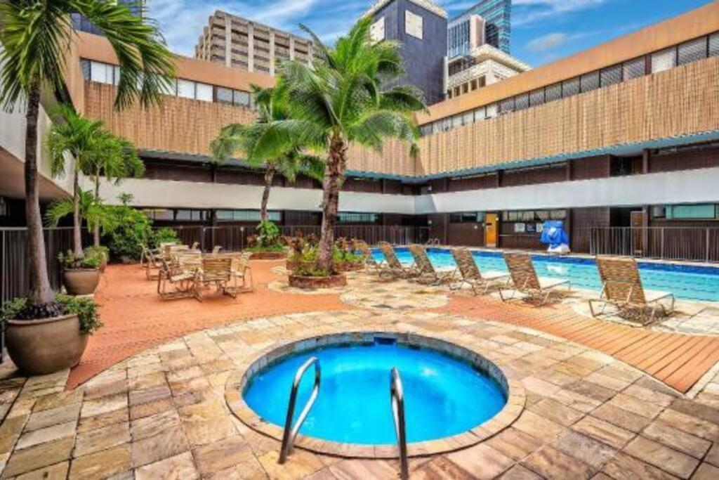 Apartament 2Br Downtown High Ceiling Free Parking And Wifi Honolulu Zewnętrze zdjęcie